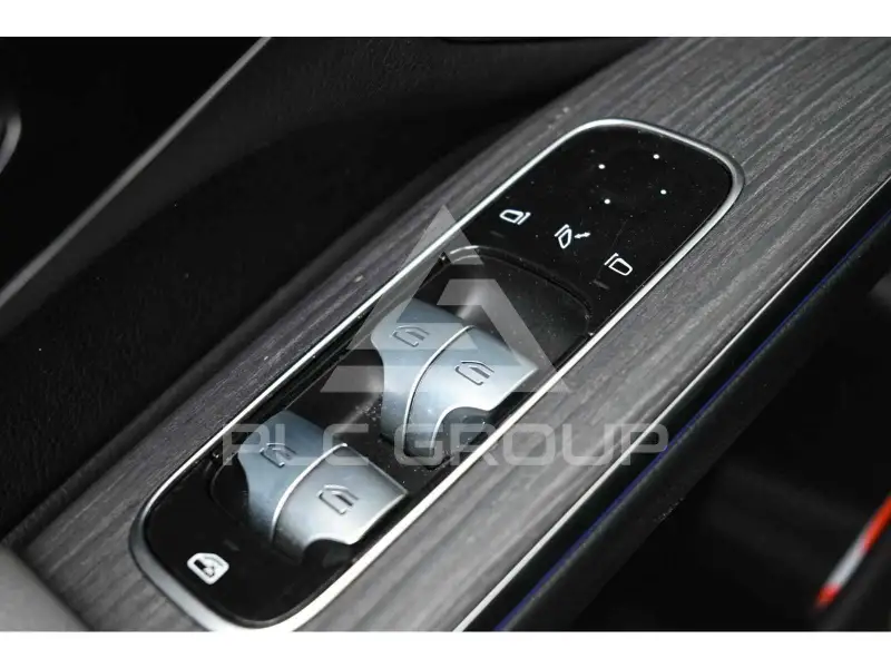 2022 Mercedes Benz Eqs