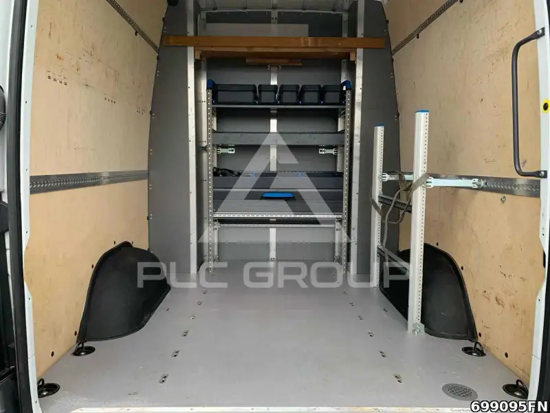 2022 Mercedes Benz Sprinter