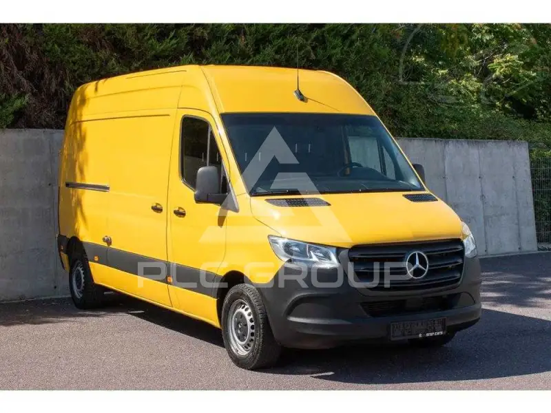 2022 Mercedes Benz Sprinter