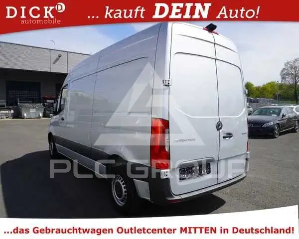 2022 Mercedes Benz Sprinter