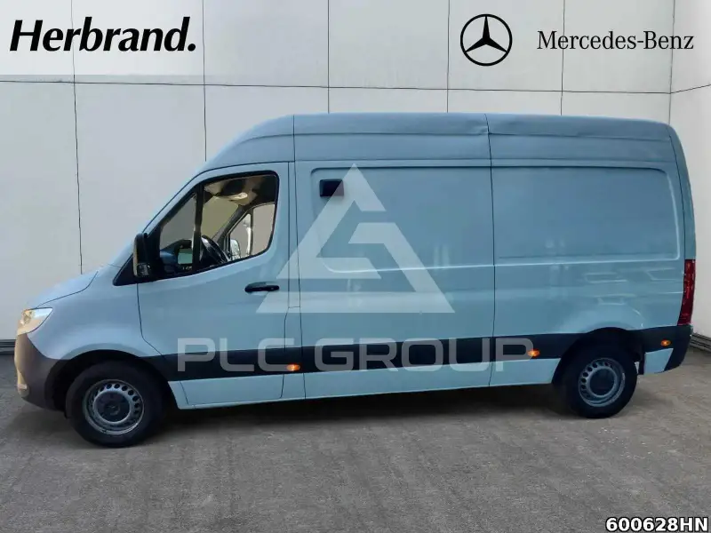 2022 Mercedes Benz Sprinter