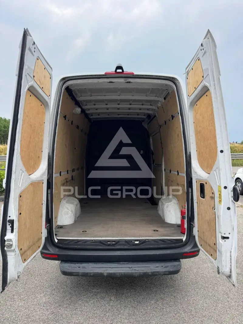 2022 Mercedes Benz Sprinter