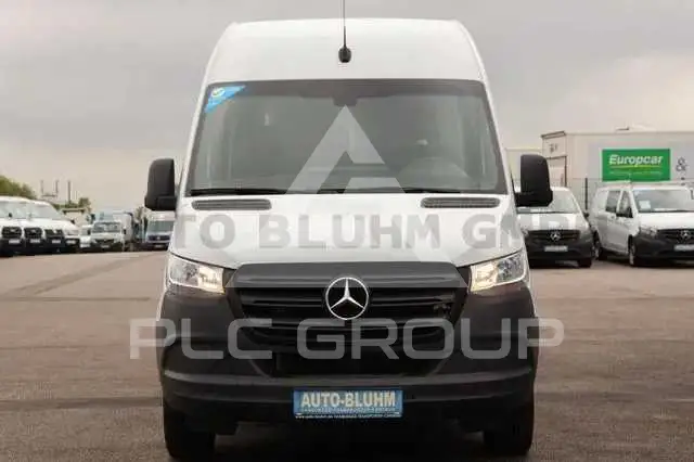 2022 Mercedes Benz Sprinter