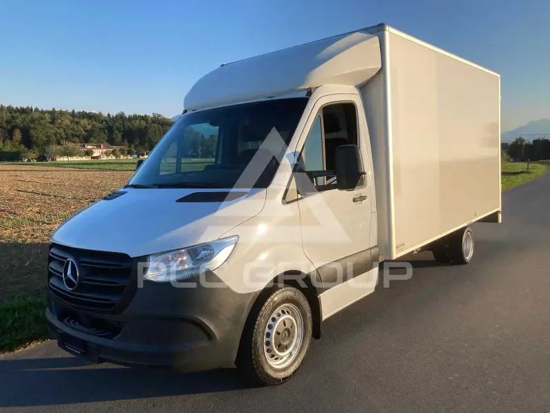 2022 Mercedes Benz Sprinter