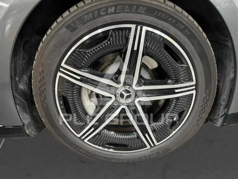 2022 Mercedes Benz EQE