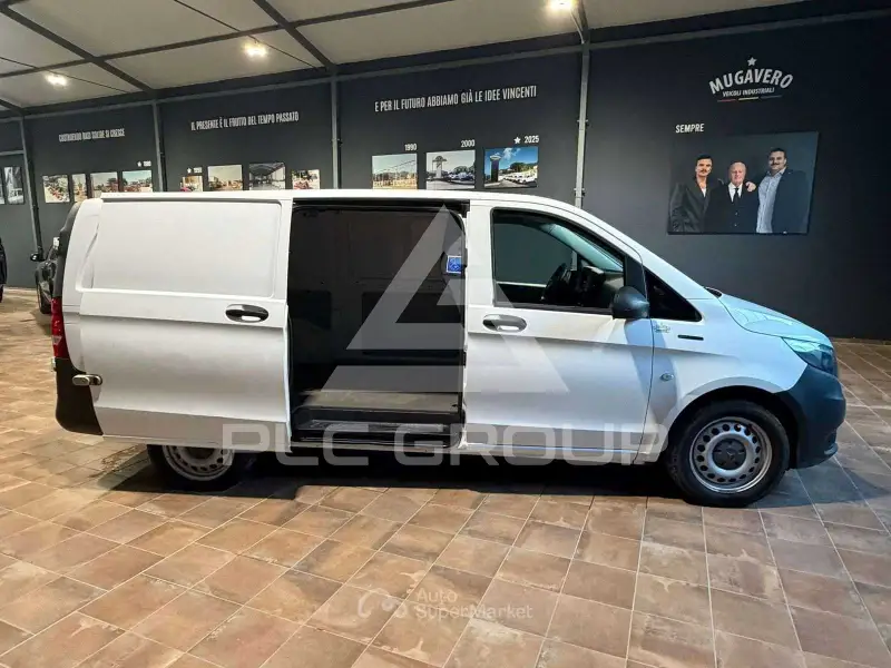 2022 Mercedes Benz Vito