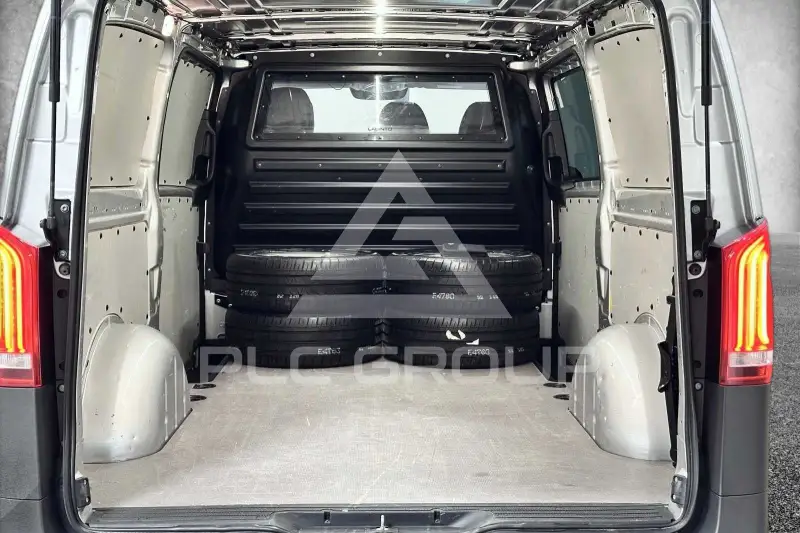 2022 Mercedes Benz Vito