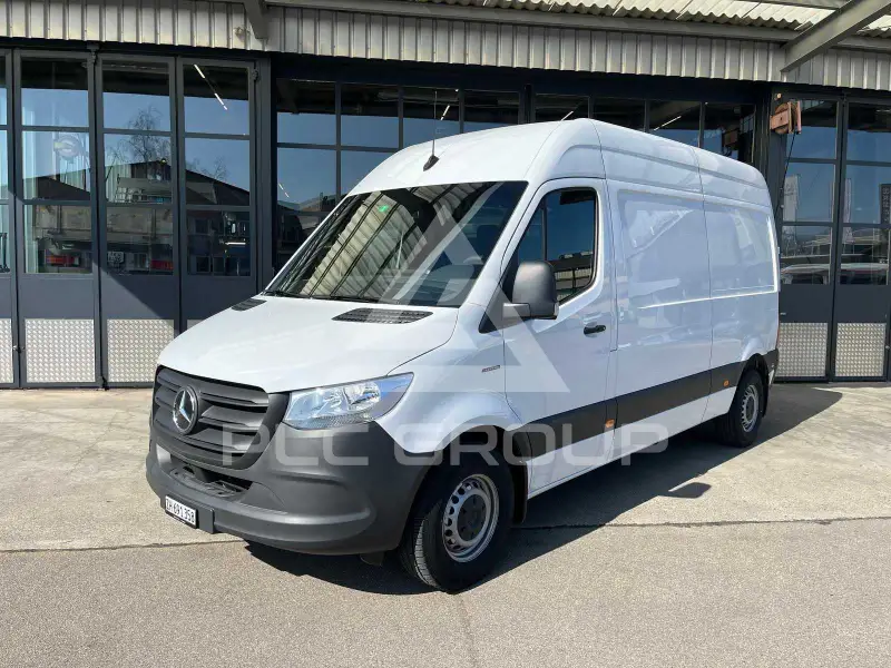 2022 Mercedes Benz Sprinter