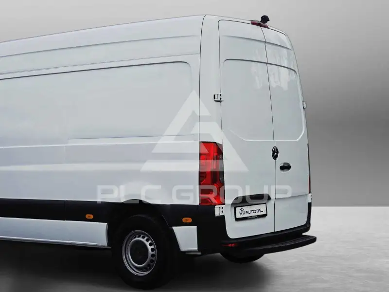 2022 Mercedes Benz Sprinter