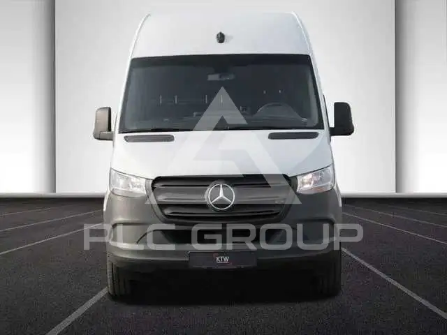 2022 Mercedes Benz Sprinter