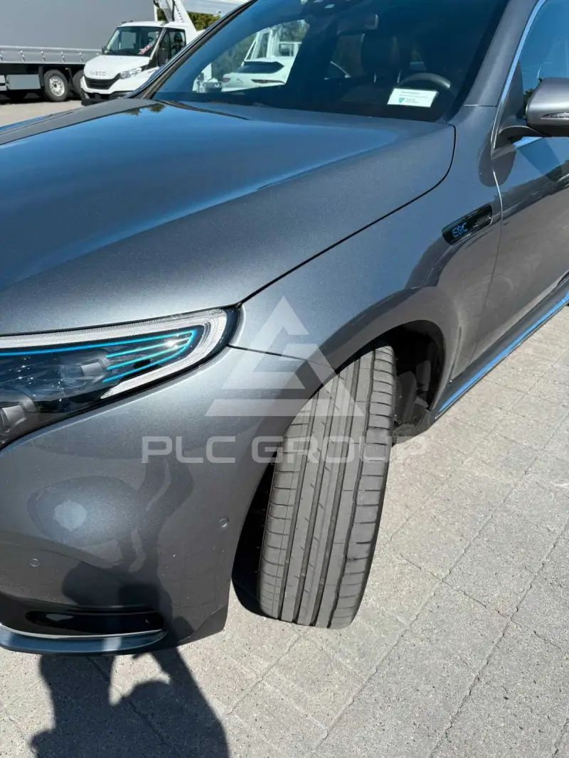 2022 Mercedes Benz EQC