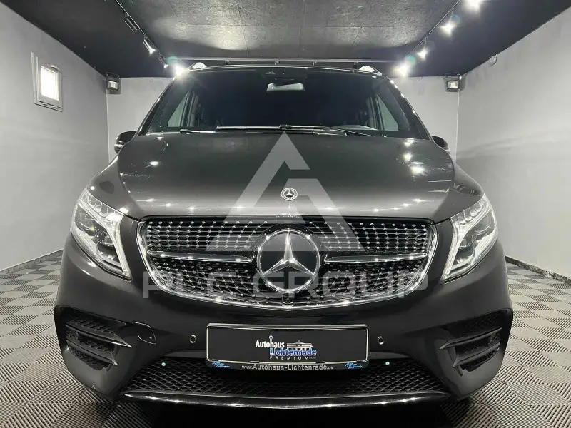 2022 Mercedes Benz V