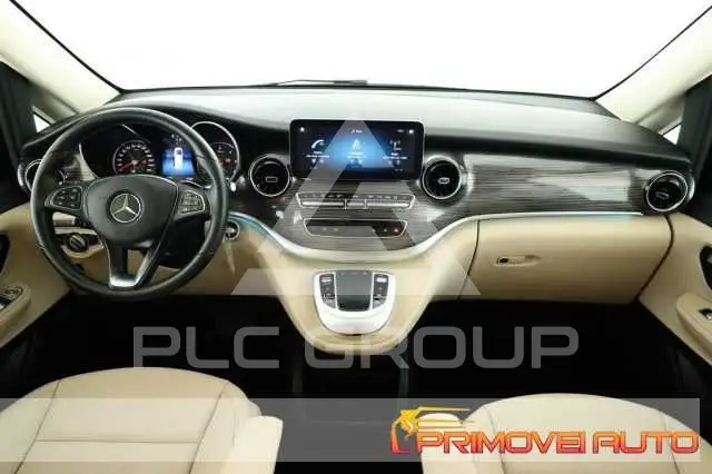 2022 Mercedes Benz V