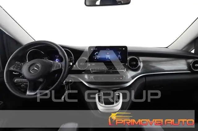 2022 Mercedes Benz V