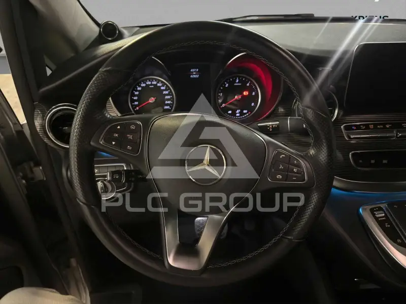 2022 Mercedes Benz V