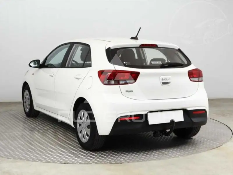 2022 KIA Rio