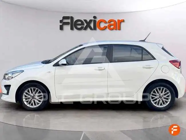 2022 KIA Rio