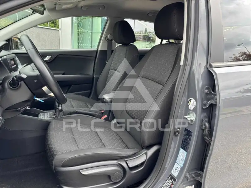 2022 KIA Rio