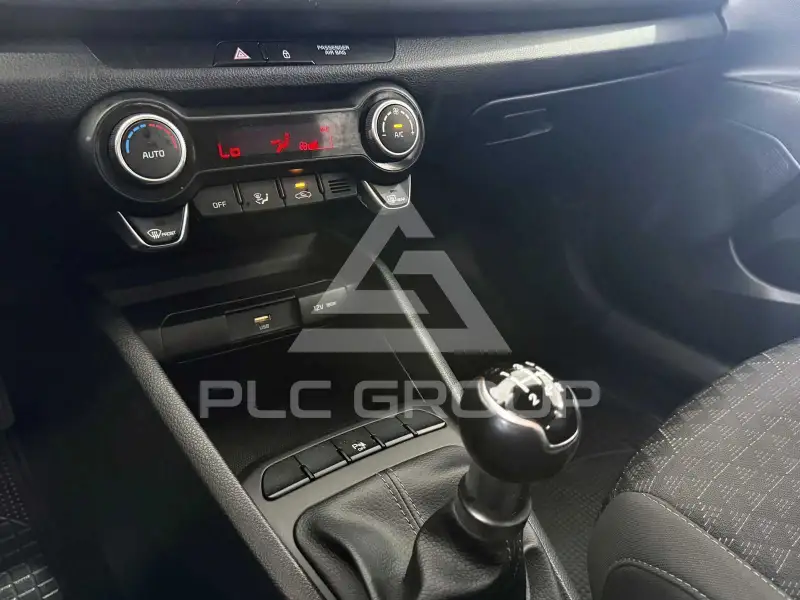 2022 KIA Rio