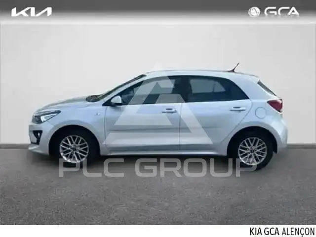 2022 KIA Rio