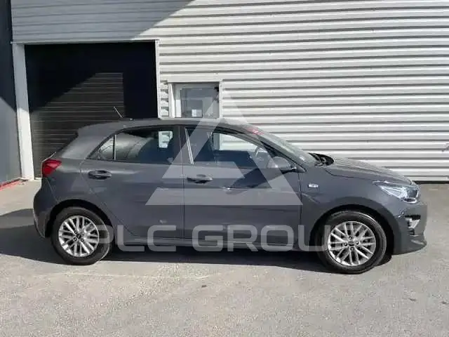 2022 KIA Rio