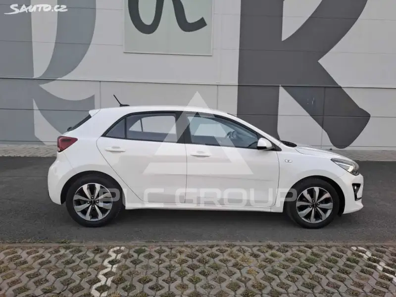 2022 KIA Rio
