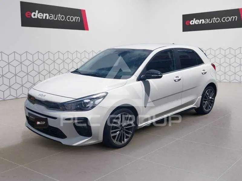 2022 KIA Rio
