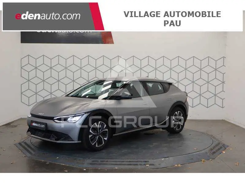 2022 KIA EV