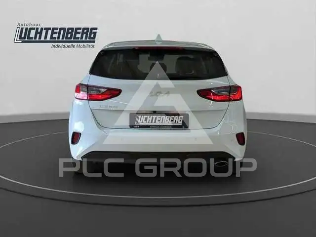 2022 KIA Ceed