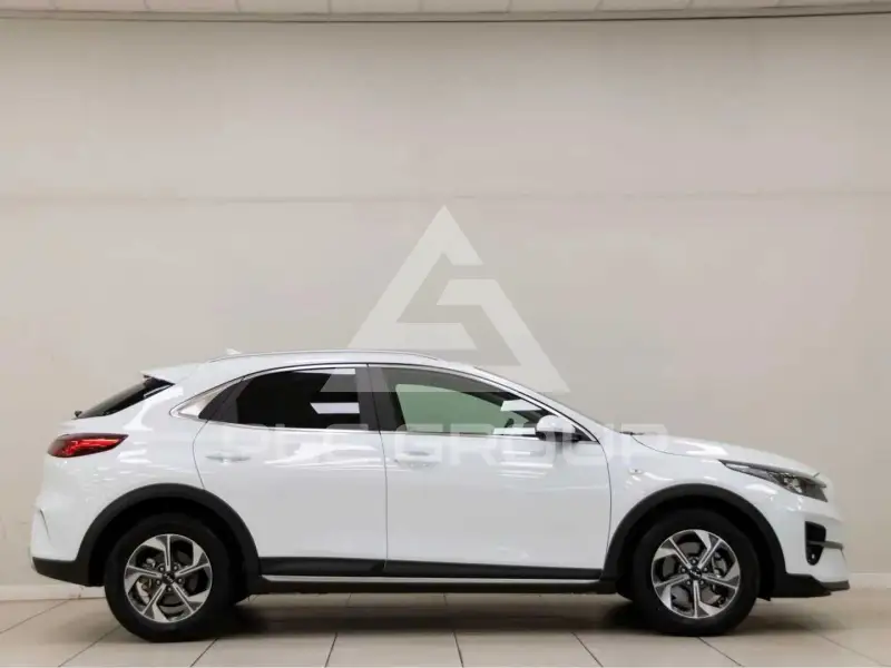 2022 KIA XCEED