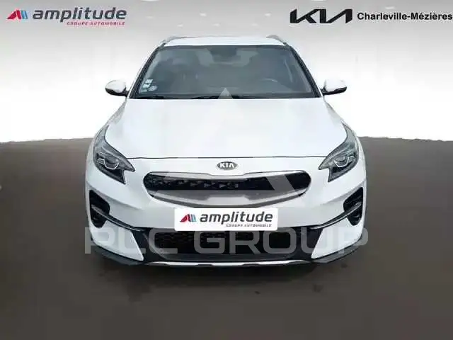2022 KIA XCEED