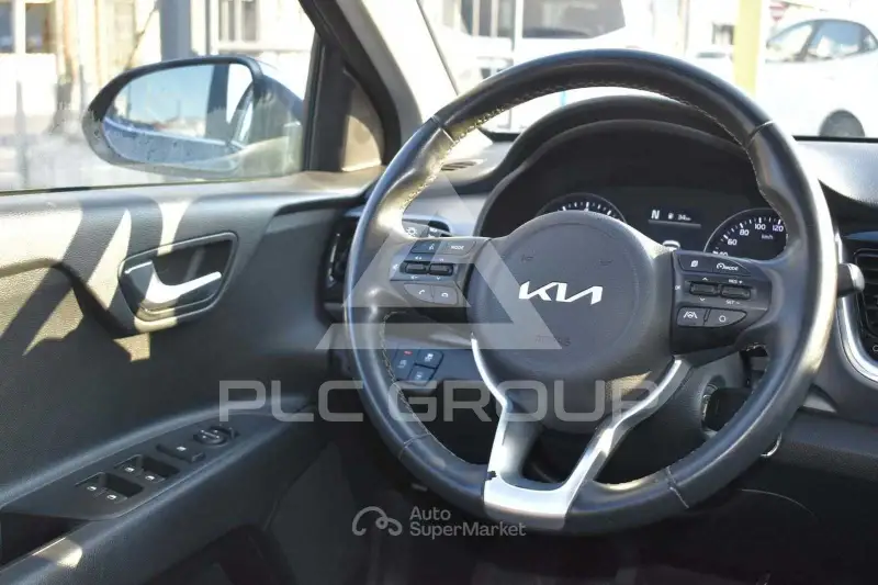 2022 KIA Stonic