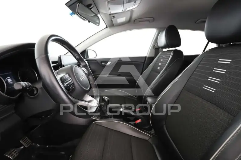 2022 KIA Stonic