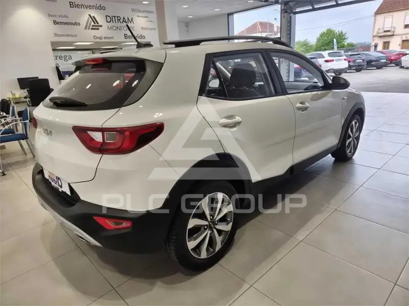 2022 KIA Stonic