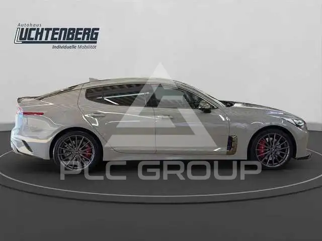 2022 KIA Stinger