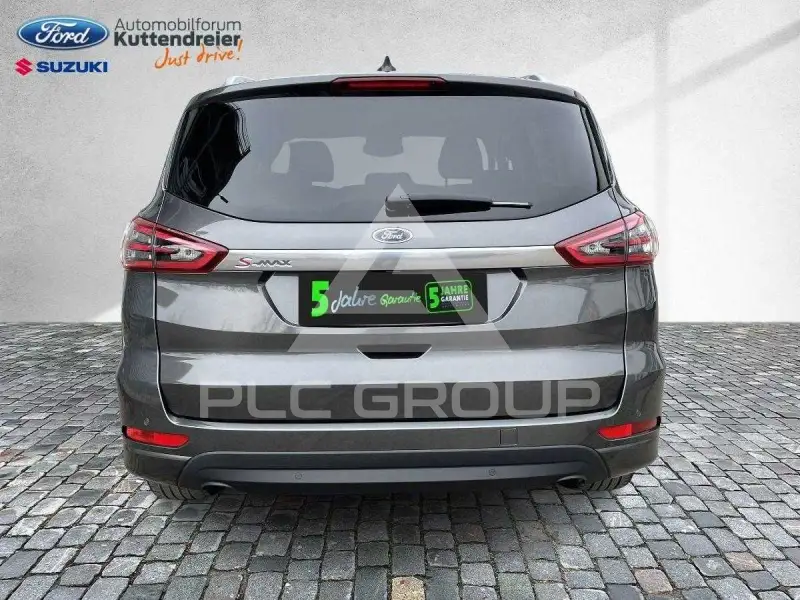 2022 Ford S-Max