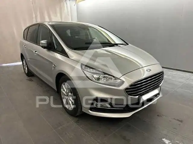 2022 Ford S-Max