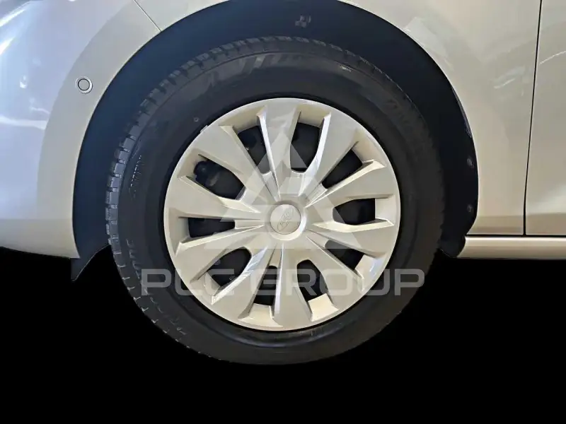 2022 Ford FIESTA