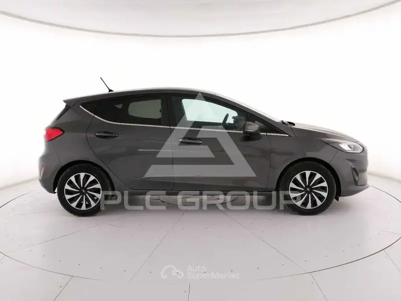 2022 Ford FIESTA