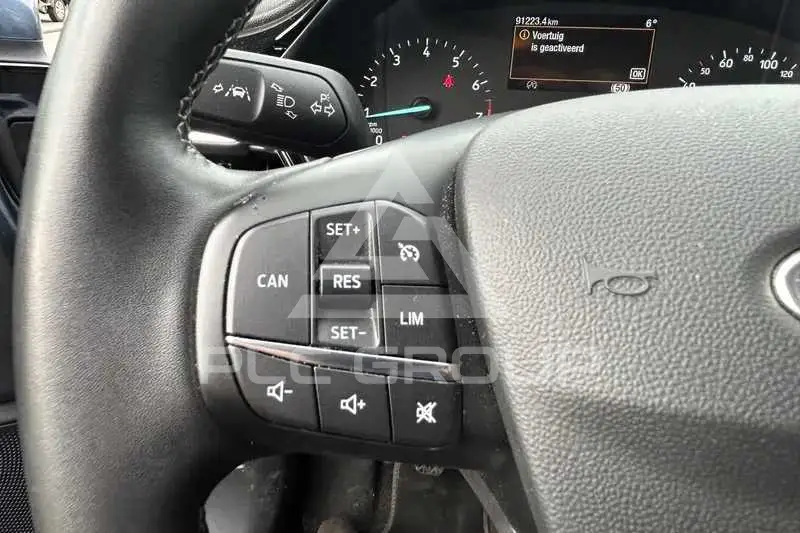 2022 Ford FIESTA