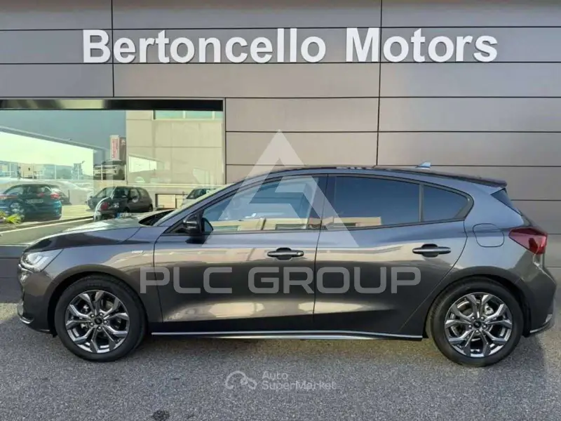 2022 Ford FOCUS