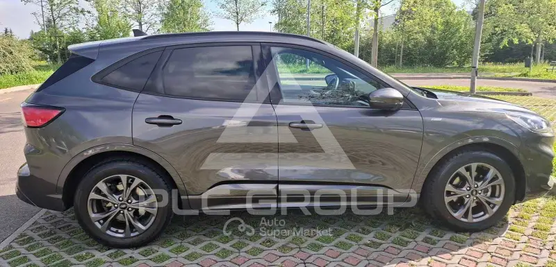 2022 Ford Kuga