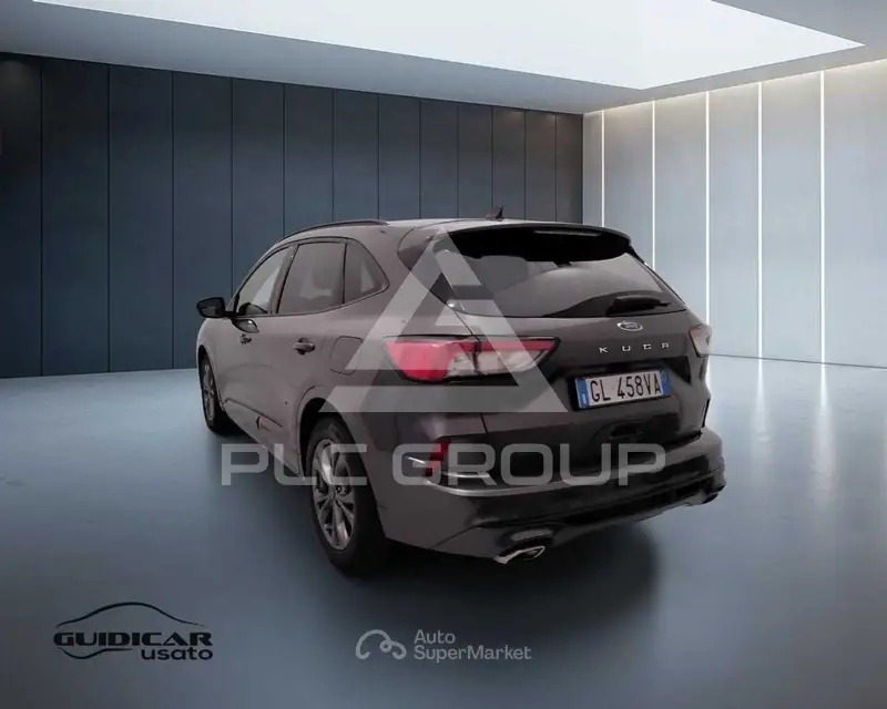 2022 Ford Kuga