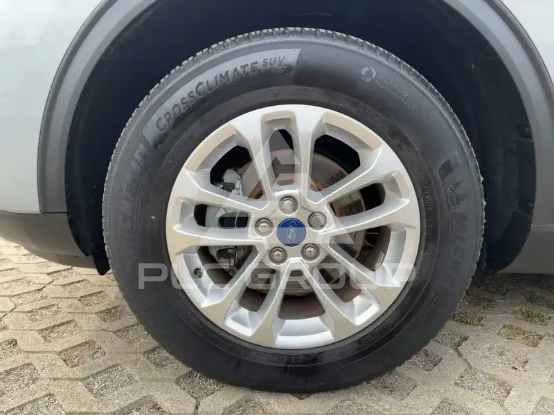 2022 Ford Kuga