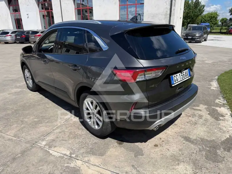 2022 Ford Kuga