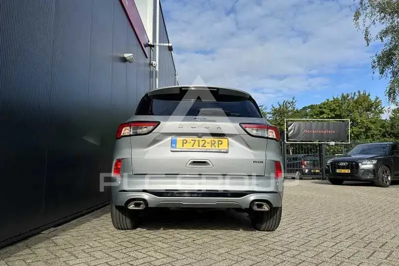 2022 Ford Kuga