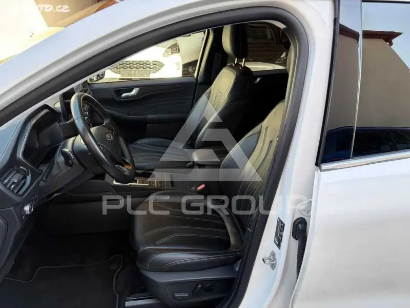 2022 Ford Kuga