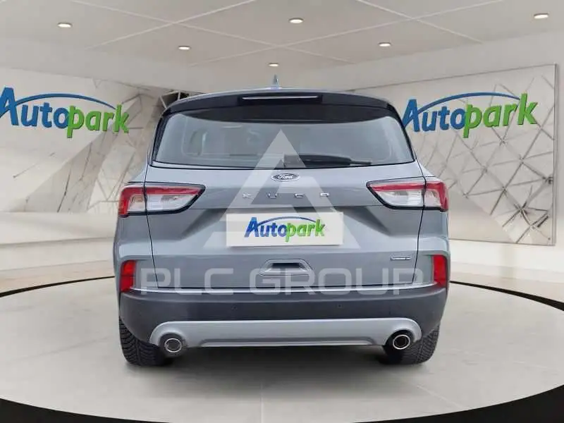 2022 Ford Kuga