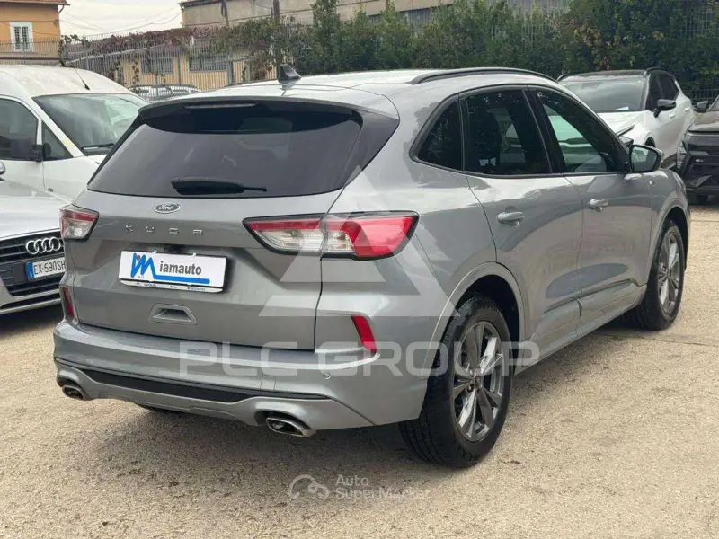 2022 Ford Kuga