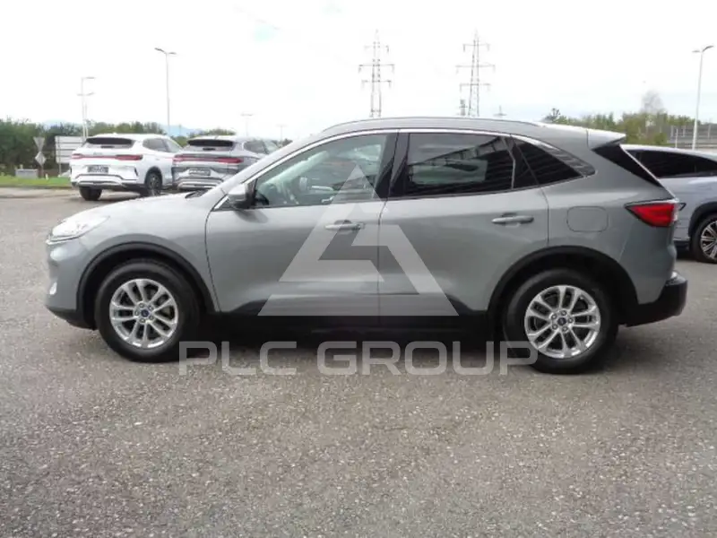 2022 Ford Kuga